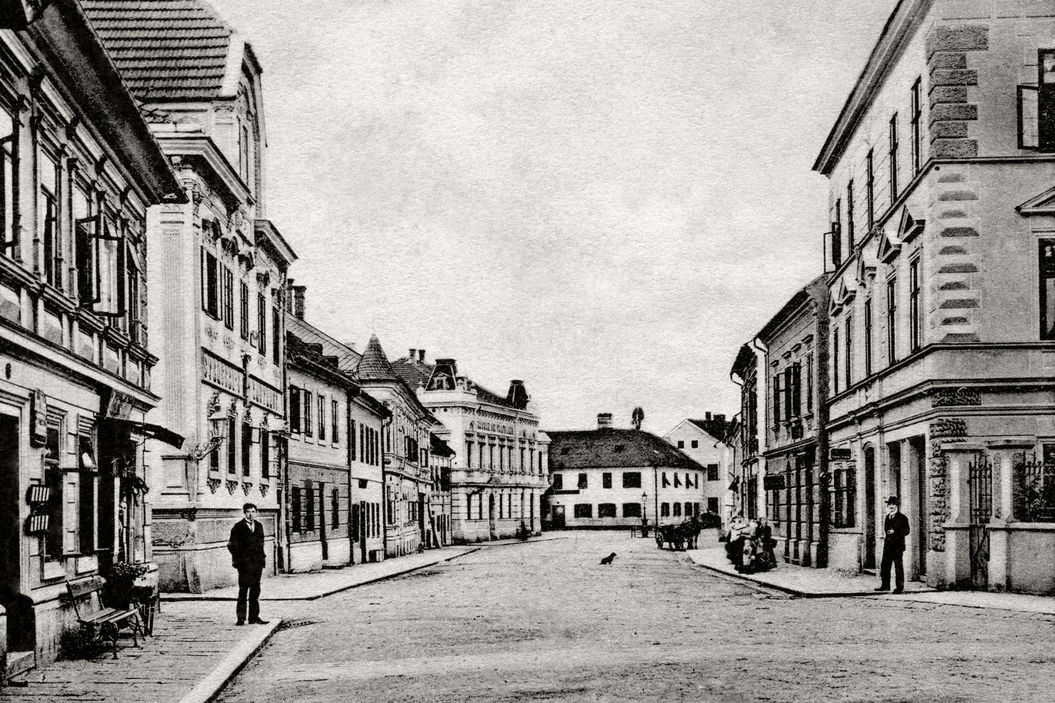 Via Roßmarkt, in posizione molto centrale, ai tempi di Franz Pöttinger, che vi acquistò la casa al n° 25.